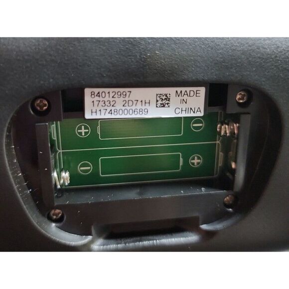 GM Video Remote Control and Bluetooth Headphones (2) - Picture 5 of 7